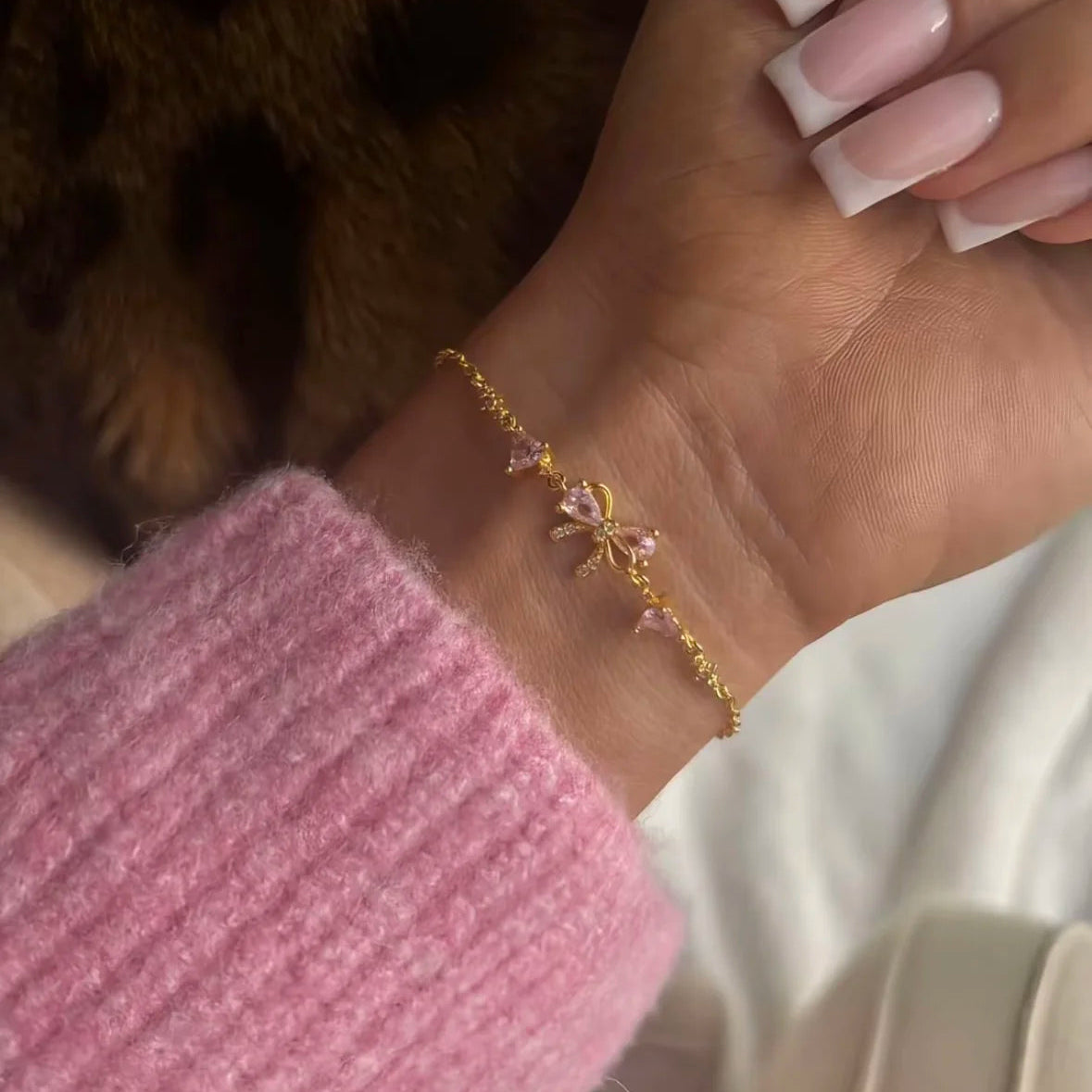 Sparkling Bow Bracelet